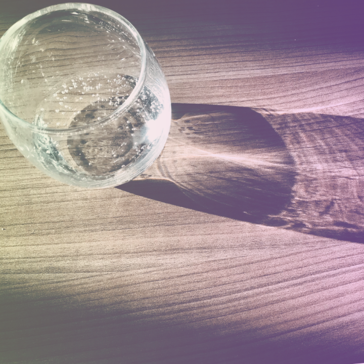 Das leere Glas